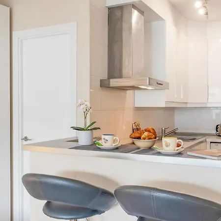 Studio Del Mar Marbella - Walk To The Beach Apartment *